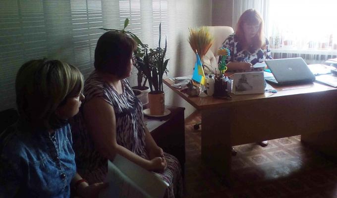 Засідання комісії з розгляду питань щодо призначення (відновлення) соціальних виплат внутрішньо переміщеним особам. Засідання комісії з розгляду питань щодо призначення (відновлення) соціальних виплат внутрішньо переміщеним особам.