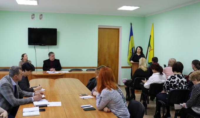 На апаратній нараді підбито підсумки роботи та обговорено нагальні питання На апаратній нараді підбито підсумки роботи та обговорено нагальні питання