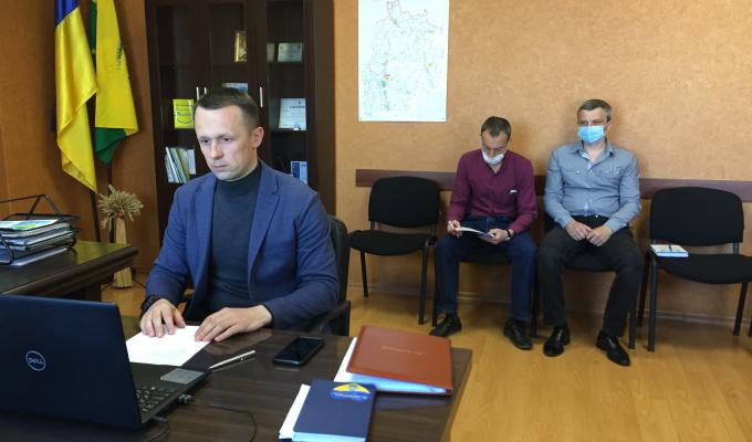6 травня голова райдержадміністрації Олег Клименчуков взяв участь в онлайн-нараді, яку провів перший заступник голови облдержадміністрації Олексій Смирнов 6 травня голова райдержадміністрації Олег Клименчуков взяв участь в онлайн-нараді, яку провів перший заступник голови облдержадміністрації Олексій Смирнов