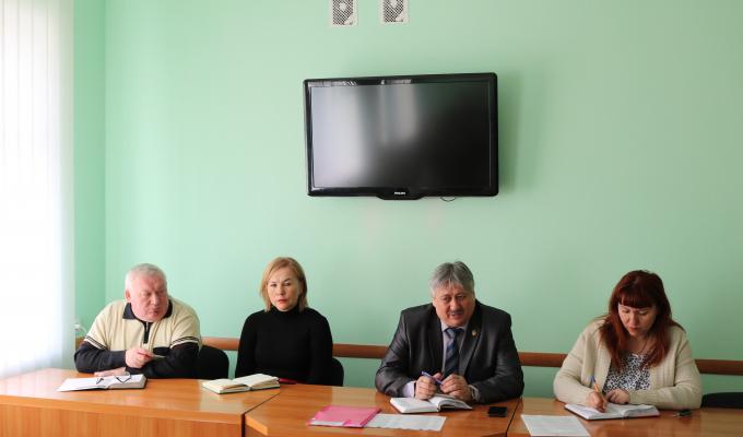 Очільник району провів чергову апаратну нараду Очільник району провів чергову апаратну нараду