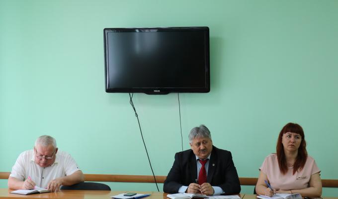 Апаратна нарада у голови райдержадміністрації Апаратна нарада у голови райдержадміністрації