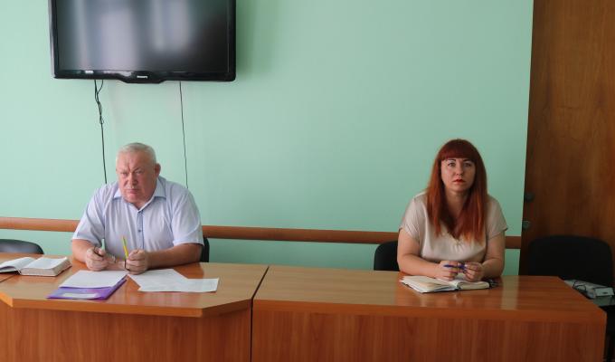 У райдержадміністрації відбулася щотижнева апаратна нарада У райдержадміністрації відбулася щотижнева апаратна нарада
