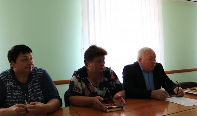 Нарада щодо закриття вантажної станції Куземівка Нарада щодо закриття вантажної станції Куземівка