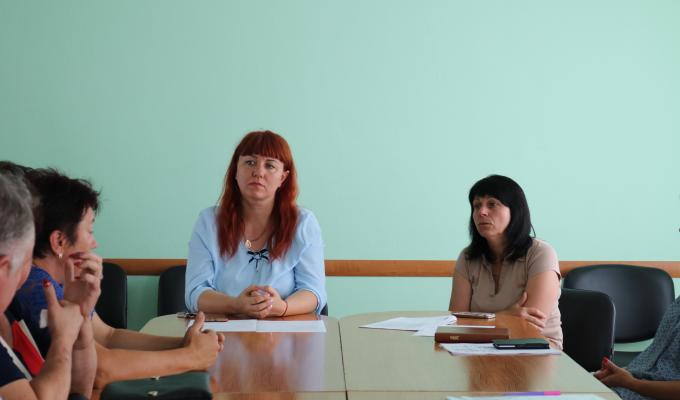 Усиновлення - пріоритетне право дитини Усиновлення - пріоритетне право дитини