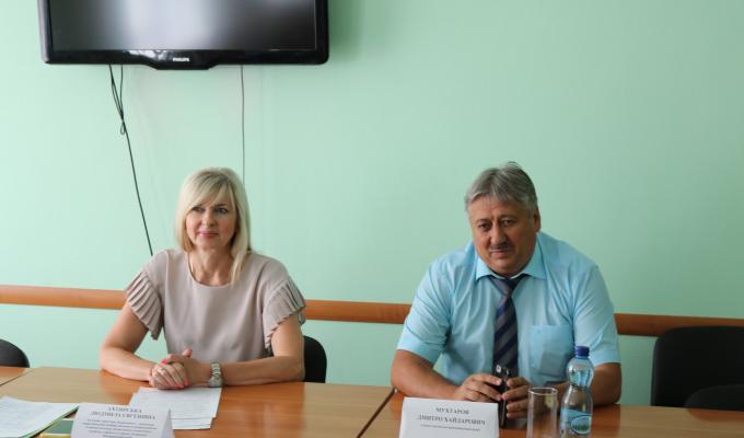 У Сватівській райдержадміністрації обговорено питання розвитку зеленого туризму у Луганській області У Сватівській райдержадміністрації обговорено питання розвитку зеленого туризму у Луганській області