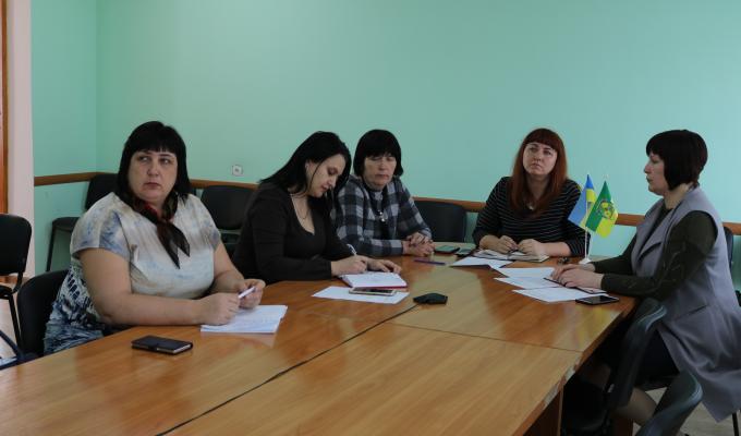 Обговорені проблемні питання щодо надання одноразової натуральної допомоги «пакунок малюка» Обговорені проблемні питання щодо надання одноразової натуральної допомоги «пакунок малюка»