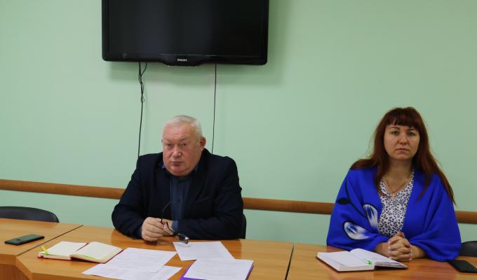 У райдержадміністрації пройшла щотижнева апаратна нарада У райдержадміністрації пройшла щотижнева апаратна нарада
