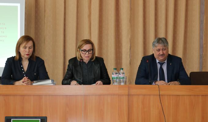 Участь керівництва райдержадміністрації у засіданні чергової сесії Сватівської районної ради