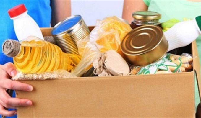 У Житомирі продовжується видача гуманітарної допомоги для внутрішньо переміщених осіб з Луганської області У Житомирі продовжується видача гуманітарної допомоги для внутрішньо переміщених осіб з Луганської області