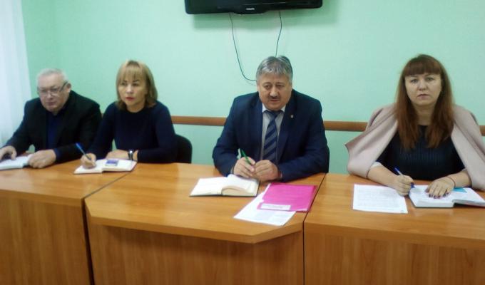 Обговорено поточні питання діяльності райдержадміністрації Обговорено поточні питання діяльності райдержадміністрації