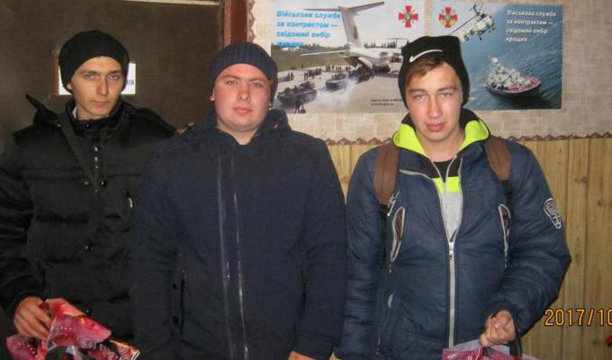 Призовники Сватівщини поповнили лави Збройних Сил України Призовники Сватівщини поповнили лави Збройних Сил України