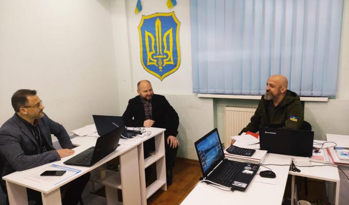 Обговорили питання взаємодії роботи гуманатарних хабів Попаснянської міської та Нижньодуванської селищної військових адміністрацій Обговорили питання взаємодії роботи гуманатарних хабів Попаснянської міської та Нижньодуванської селищної військових адміністрацій