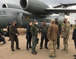 Урядова група на чолі з Сергієм Яровим вилетіла на місце пожеж в Луганській області