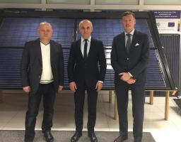 Провідна литовська компанія у сонячній енергетиці зацікавлена започаткувати виробництво сонячних модулів в Україні
