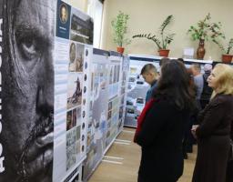 На Сватівщині відкрилася виставка «Фактор свободи»