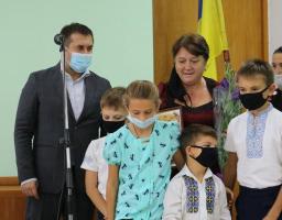 Сьогодні - День усиновлення