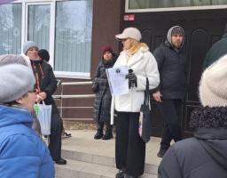 Фахівці Луганської обласної служби зайнятості надають консультації у 15 гуманітарних хабах для внутрішньо переміщених осіб