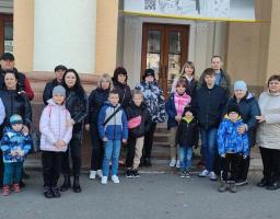 Діти та батьки ВПО з Луганщини відвідали мюзікл в Полтаві