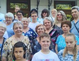 ВПО З Луганщини, які зараз мешкають в Полтаві відвідали авторський проєкт Світлани Кравченко «Хіти України» за благодійними квитками від адміністрації Полтавської обласної філармонії