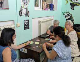 Уроки цифрової грамотності для ВПО 55+ проходять в Сватівському гуманітарному хабі