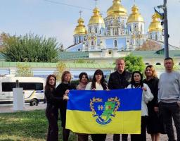 Працівники Білокуракинської селищної військової адміністрації долучились до заходів із вшанування пам’яті захисників та захисниць України.