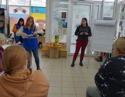 Задля психологічної підтримки представники Сватівського гуманітарного хабу постійно співпрацюють з міжнародними та вітчизняними благодійними організаціями, що спеціалізуються в цьому напрямку.