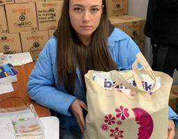 Маленькі луганчани отримали "Пакунок малюка" в Нижньодуванському хабі в м.Київ