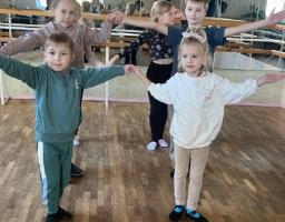 В гуманітарному хабі Лозно-Олександрівської СВА працюють хореографічні гуртки