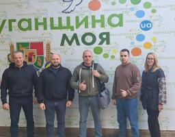 Робоча зустріч задля співпраці: представники Нижньодуванської та Станично-Луганської селищних військових адміністрацій обговорили з проєктом USAID перспективи демократичного врядування