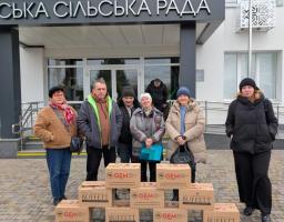 Підтримка ВПО: жителі Луганщини отримали гуманітарну допомогу напередодні свят