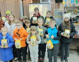 Різдвяне чудо для діток ВПО: перегляд мультфільму та новорічні подарунки