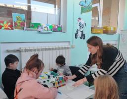 Арт-терапія як шлях до емоційної рівноваги дітей: психологічна підтримка дітей у хабі Сватівської МВА