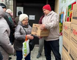 Відбулась чергова видача гуманітарної допомоги для ВПО з Луганщини у Києві