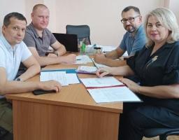 Обговорили шляхи повоєнного відновлення та можливості наповнення місцевих бюджетів громад Луганщини: відбулась робоча зустріч керівництва Білокуракинської селищної військової адміністрації з керівництвом податкової Луганщини
