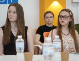 Представниця Сватівської громади Ангеліна Григоренко обрана заступником голови Луганського регіонального молодіжного конгресу
