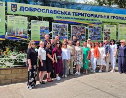 Досвід, що стане основою майбутньої відбудови: представники Сватівщини відвідали Доброславську громаду