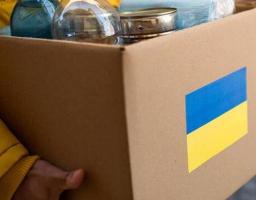 Гуманітарний хаб Сватівської міської військової адміністрації провів щомісячну виїзну видачу допомоги