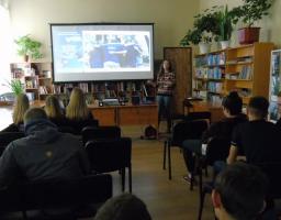 Кіновечірка у Сватівській районній бібліотеці ім. Т.А. Полякова