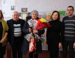 Олексій Либа вручив нагороду «Мати-героїня» мешканці села Стельмахівка