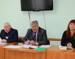 Радилися з головами територіальних громад району