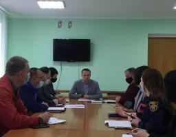 У райдержадміністрації обговорили питання вакцинації мешканців Сватівського району