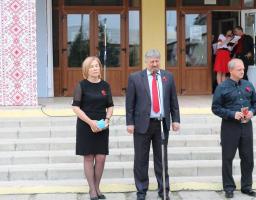 «В полях вкраїнських квітне мак» 