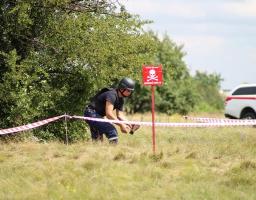 Піротехніками на Луганщині вилучено 49 одиниць вибухонебезпечних предметів 