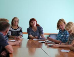 Розглянуто питання подальшого функціонування Верньодуванської ЗОШ 