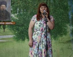 «Біжить життя, летять роки, а мудре слово Кобзареве живе і житиме віки»