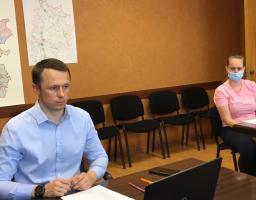 14 червня голова Сватівської райдержадміністрації Олег Клименчуков взяв участь в онлайн-нараді щодо реалізації соціального проєкту «Активні парки – локації здорової України»