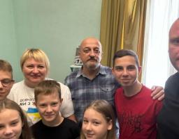 17 вересня у день пам’яті святих мучениць Віри, Надії, Любові та матері їх Софії, у нашій державі відзначається День усиновлення