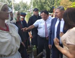 Вистави у міському парку відпочинку м. Сватове