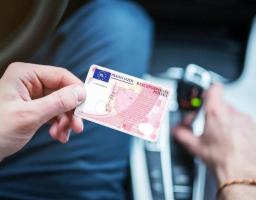 Як українцям отримати водійські права в Польщі 