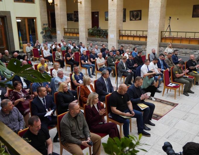 Представники окупованих громад Сватівщини долучилися до стратегічного діалогу